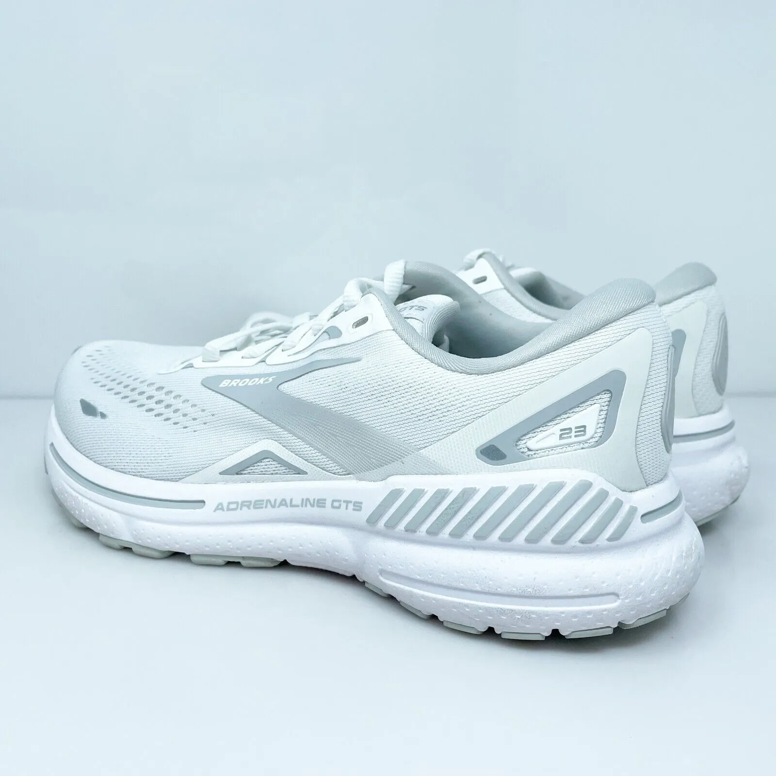 Brooks Womens Adrenaline GTS 23 1203811B104 White Running Shoes Sneakers Sz 5 B