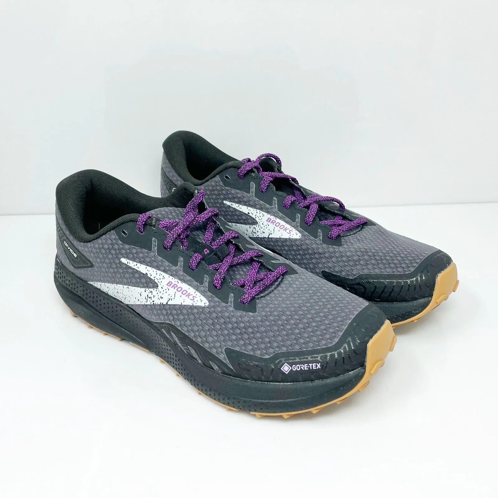 Brooks Womens Divide 4 GTX 1203931B073 Gray Running Shoes Sneakers Size 9.5 B