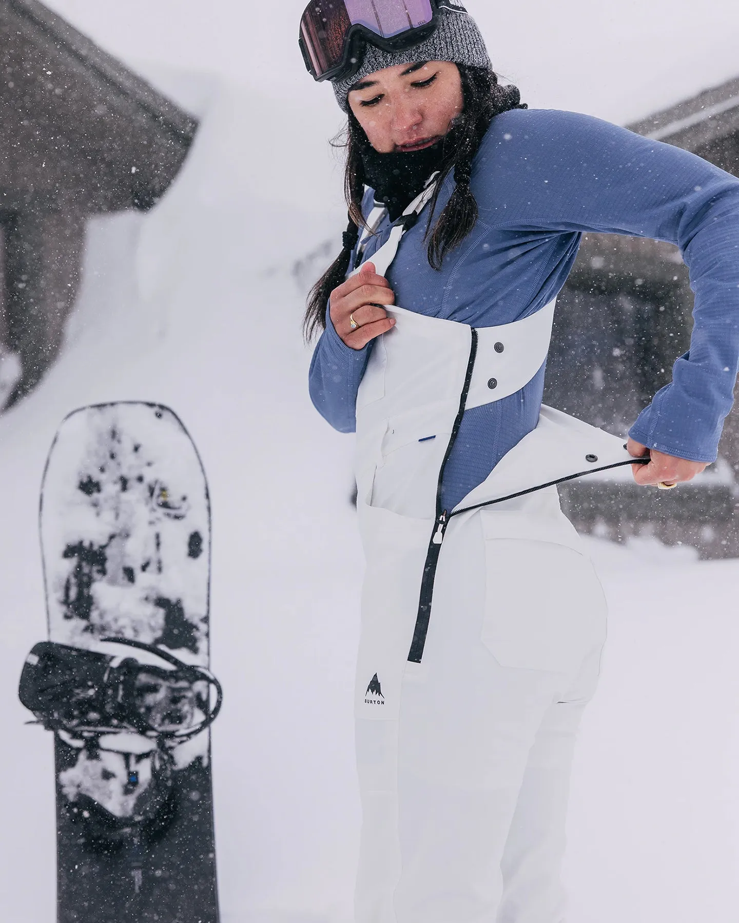 Burton Women's Avalon Stretch 2L Bib Snow Pants - Stout White | Shop Snow Pants & Suits at Trojan Wake Ski Snow & Sn