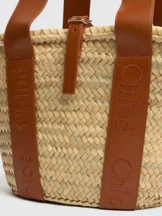 Chloé   Midi Sense raffia tote bag 