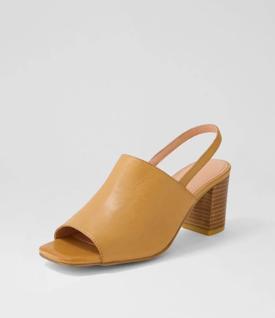 DJANGO & JULIETTE Pyper Dark Tan Leather Sandals