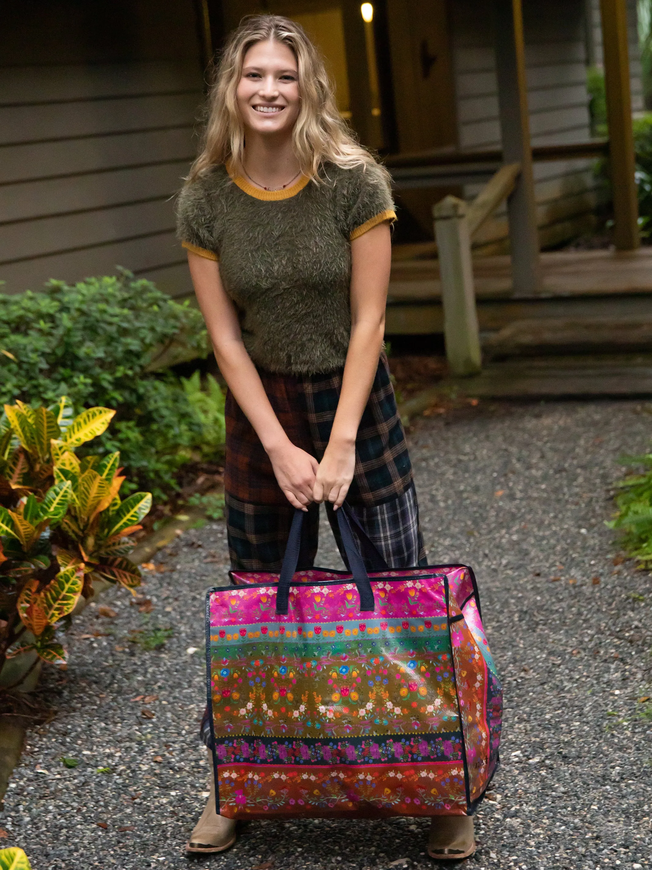 Jumbo Tote Bag With Zipper - Pink Border