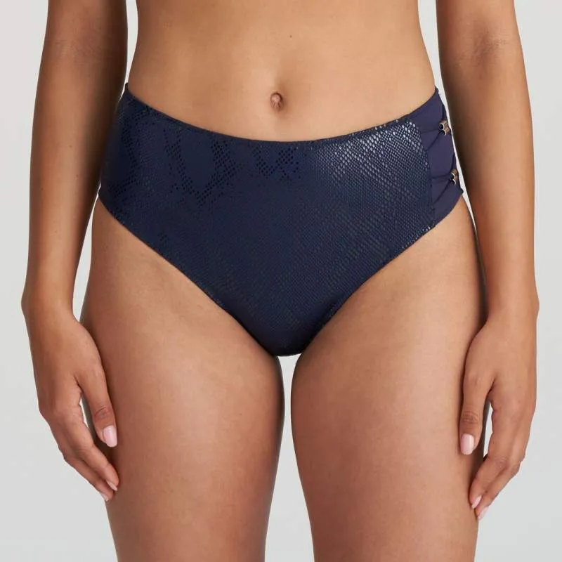 Navy blue high bikini- Unas1 with Discounts- Bikini Navy blue- Berlin, Letzebuerg