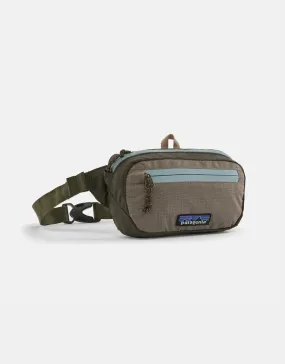 Patagonia Ultralight Black Hole Mini Hip Pack - Pine Needle Green