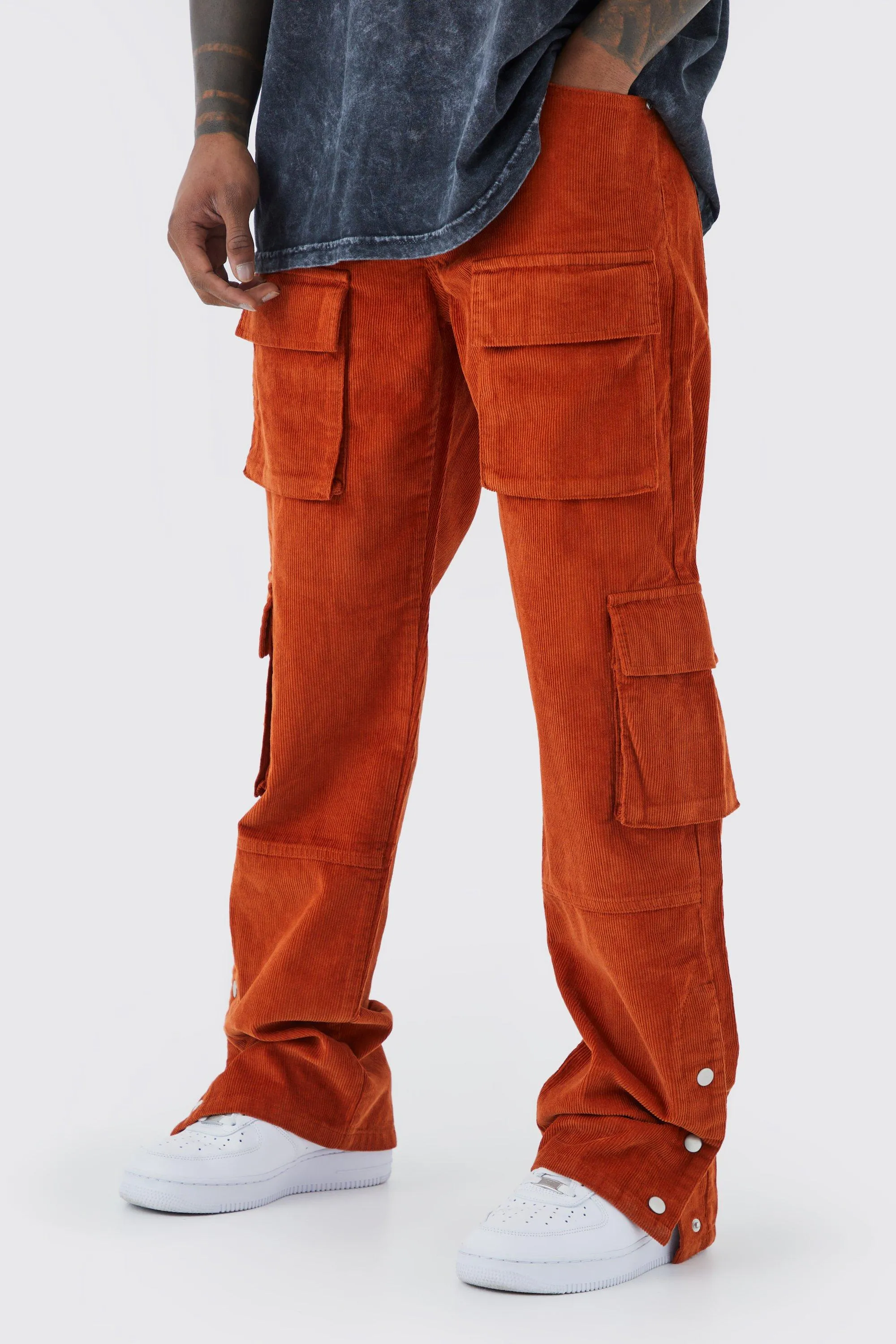 Relaxed Multi Cargo Popper Hem Cord Pants