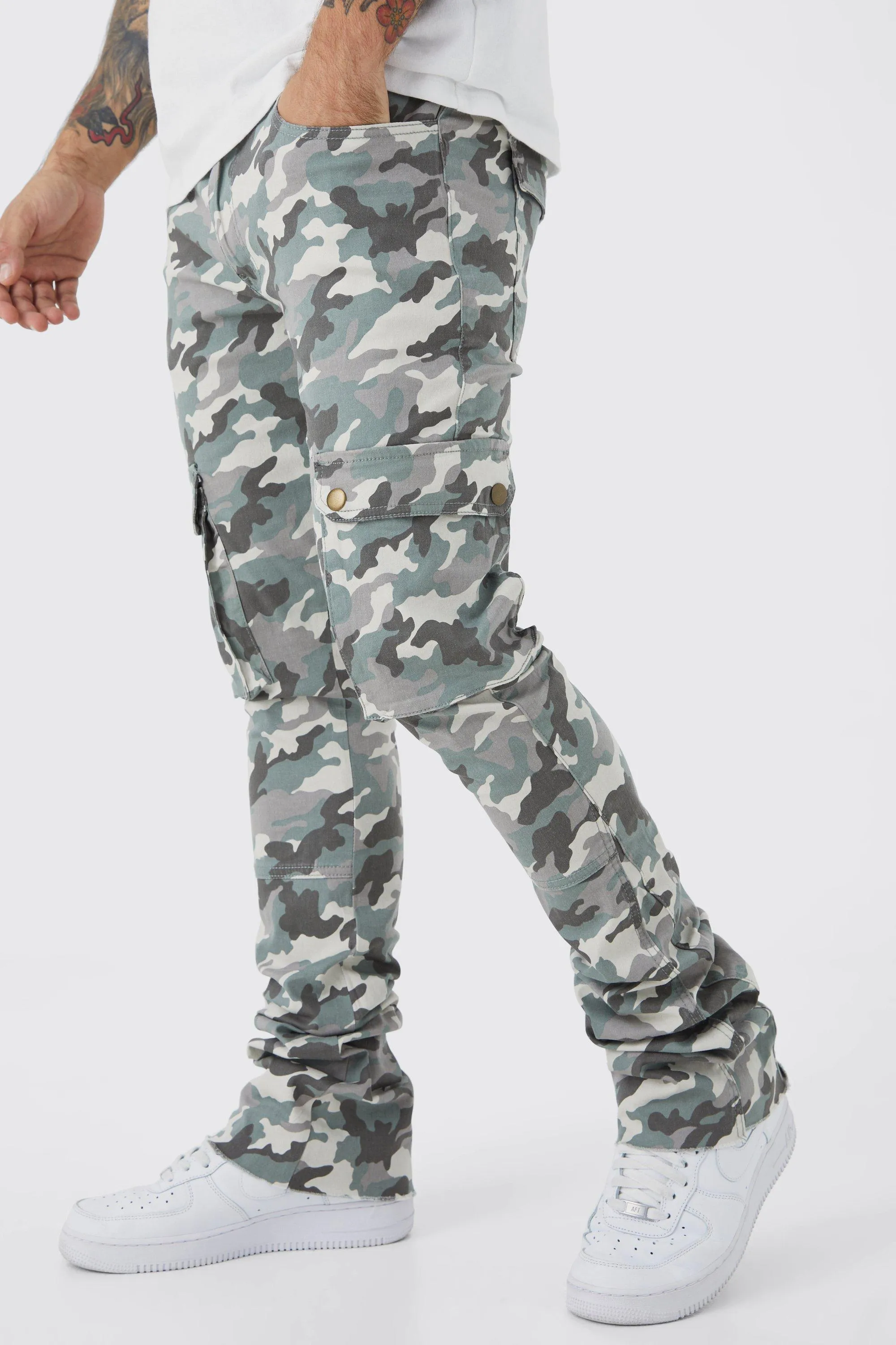 Skinny Stacked Flare Gusset Camo Cargo Pants