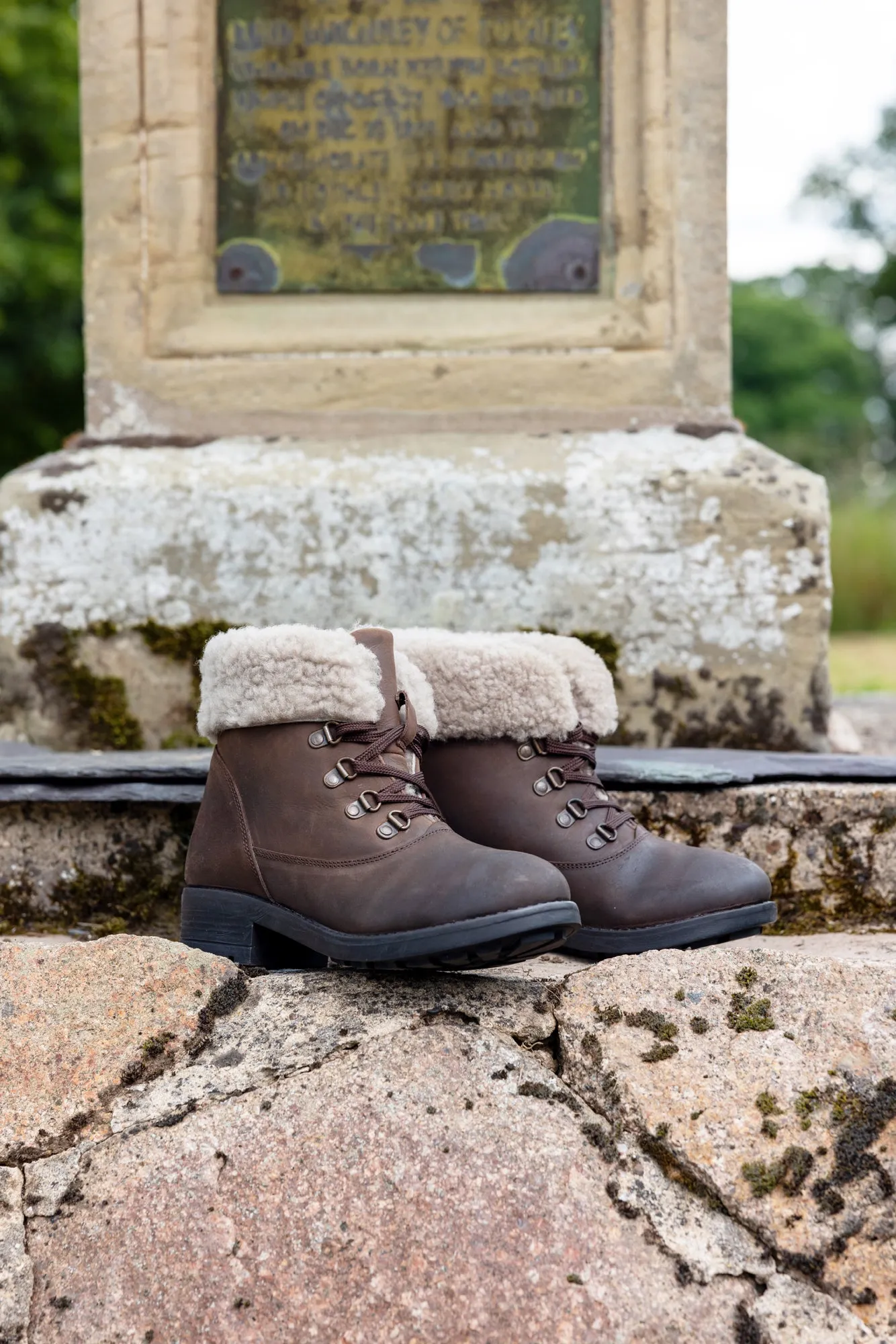 STOWE Womens Leather Sheepskin Boots