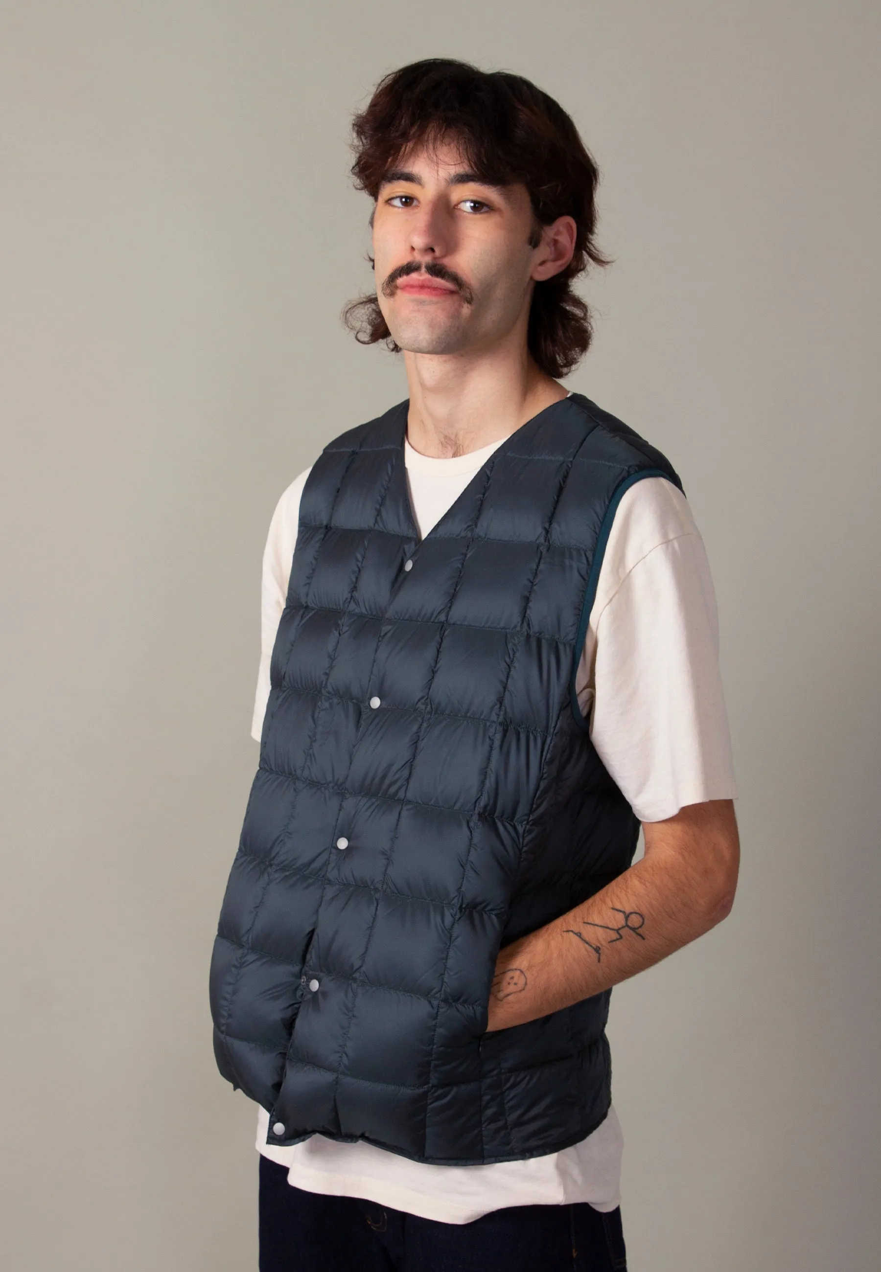 V Neck Button Down Vest - green